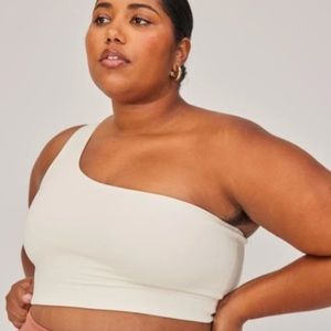 NWOT girlfriend collective ivory bianca bra